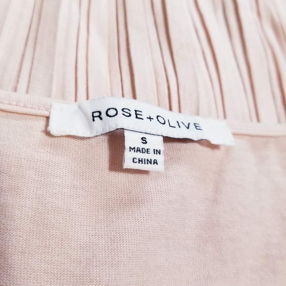 Light Pink Ruffle Tank S - Picture 2 of 3